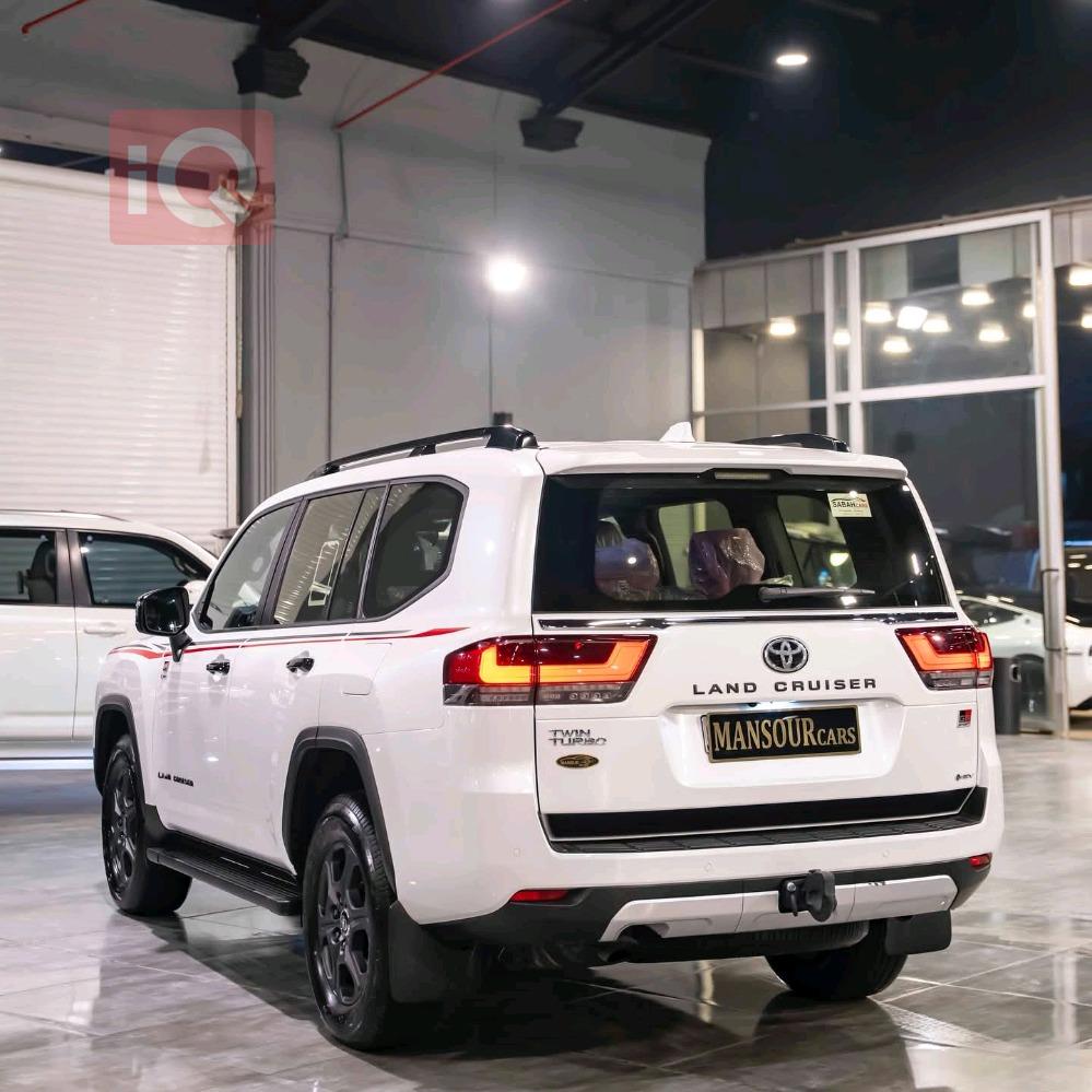 تويوتا لاندكروزر